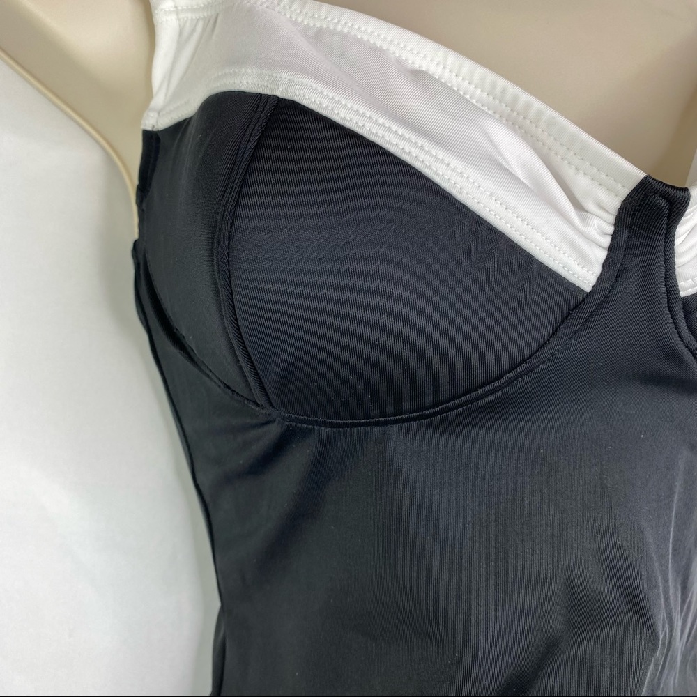 InstantFigure Swimwear Black With Contrast Trim One Piece size 8 Flattering - Picture 7 of 11